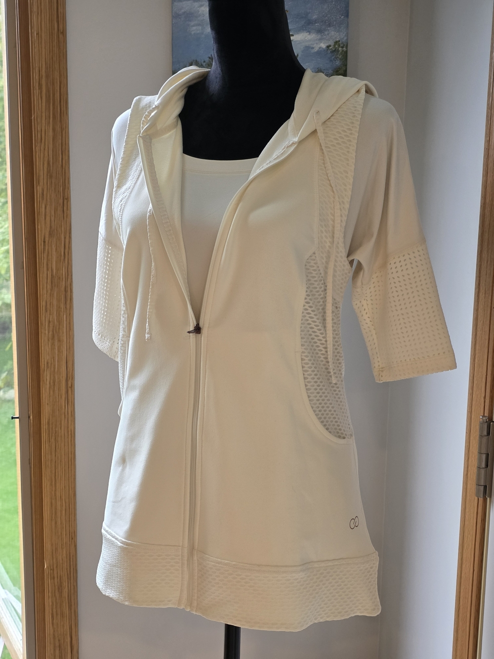 CALIA Lim. Ed. Active Scoop Neck Top & "Effortless Mesh" Sleeveless Hoodie-Med
